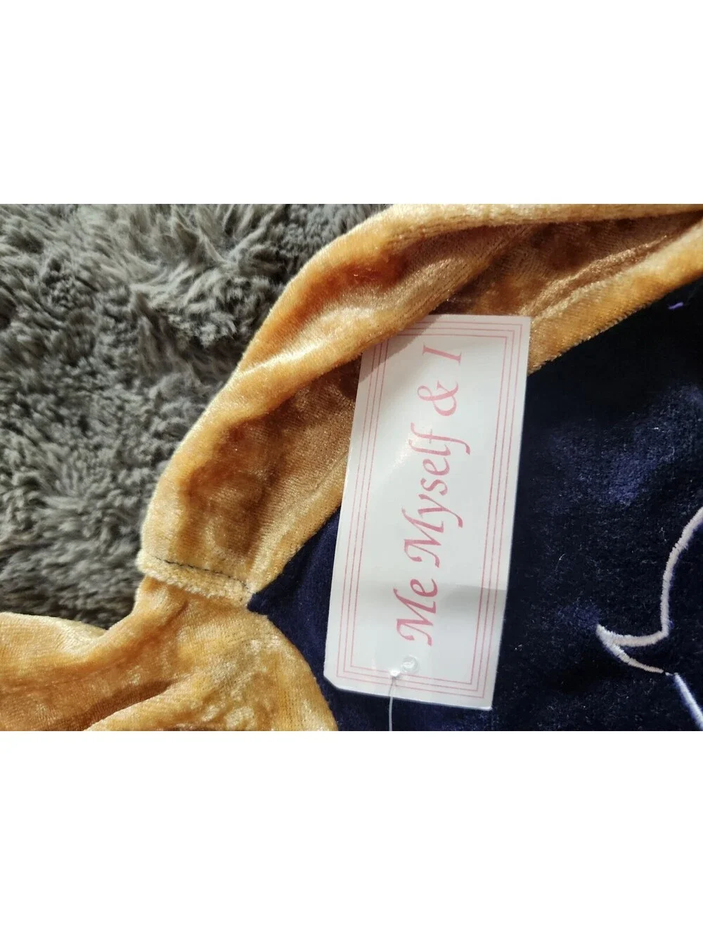 Kids Vintage Me Myself & Dolphin branded hooded sweatshirt